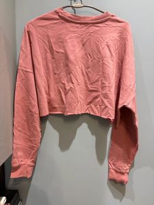 Cropped Pink Sweatshirt with Floral Embroidery