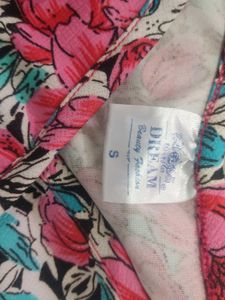 Floral Print Puff Sleeve Crop Top