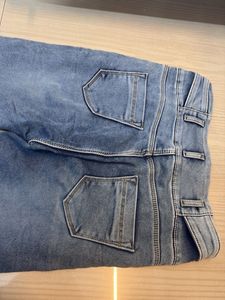 Light Wash Skinny Jeans