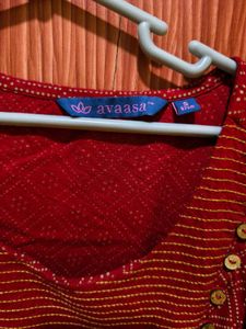 Avaasa red printed kurta