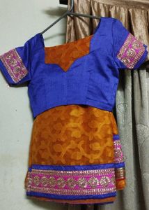 Elegant Ethnic Saree With Blouse