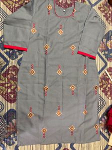 Stylish Grey Embroidered Kurta