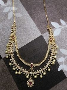 (NOT USED) Elegant rhinestone set w earrings
