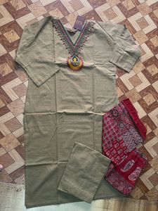 Embroidered Kurta Set