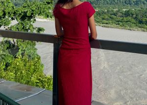 Elegant Red Off-Shoulder Maxi Dress