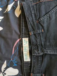 Stylish Dark Wash Denim Jeans