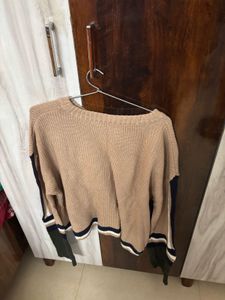 Cozy Knit Sweater with Striped Cuffs