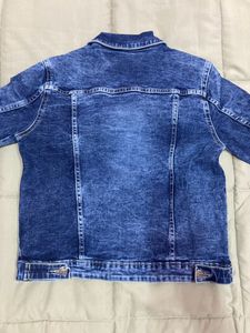 High StarWashed Button-Front Denim Jacket with Sli