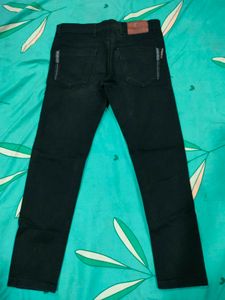 🚨Black Men 30 Size Jeans🚨
