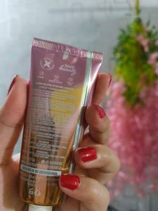 Just Herbs Lumi-Glow Strobe Cream