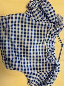 Blue Gingham Ruffle Top🧑🏻‍🩰