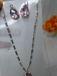 Elegant Pink Crystal Necklace Set