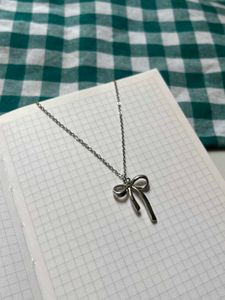 Cute Bow Necklace