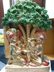 Radha Krishna Statue