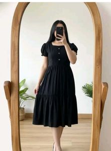 Chic Black Puff Sleeve Tiered Dress