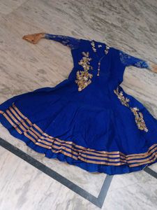 Elegant Blue Embroidered Kurta