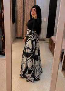 Elegant Black &amp; White Floral Maxi gown 🩷🎀