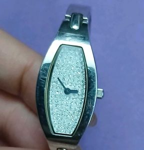 Sparkling Oval Dial Bangle Watch