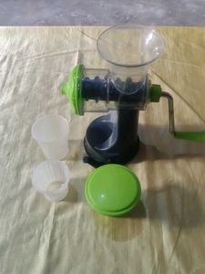 Manual Juicer