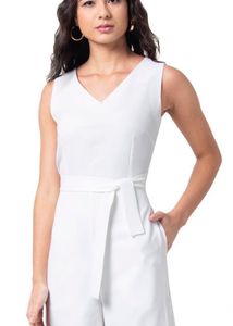 Chic White Sleeveless Jumpsuit