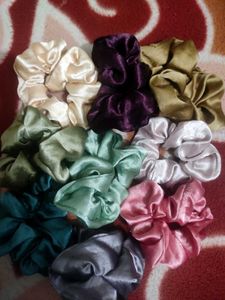 Silky Scrunchie Collection