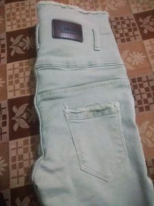 Brand😍New High Waisted Skin Fit Jeans Never Worn
