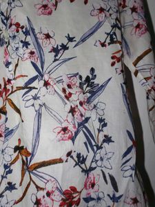 Floral Print V-Neck Top