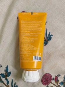 Dot and key Facewash