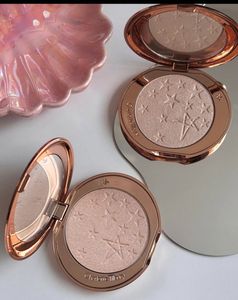 Charlotte Tilbury Glow Glide Highlighter