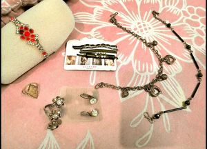 Assorted Jewelry Set