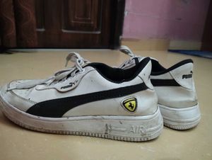 Puma Ferrari Edition Sneakers