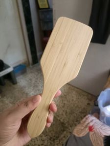 Vega Wooden Paddle Brush