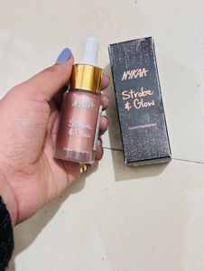 NYKAA Strobe & Glow Highlighter