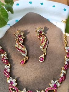 Elegant Gold &amp; Ruby Jewelry Set