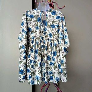Blue Floral blouson Top
