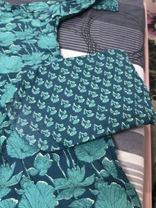 Elegant Floral Kurta Set