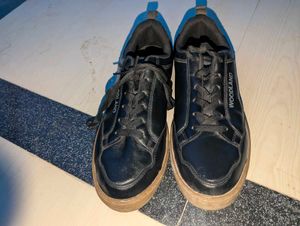 Men's Black Sneakers