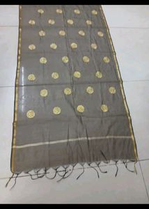 Elegant Grey Dupatta with Gold Motifs