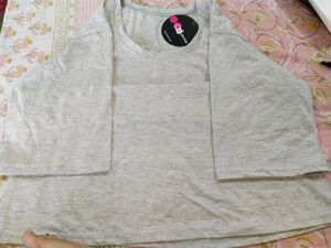 Clovia Tshirt