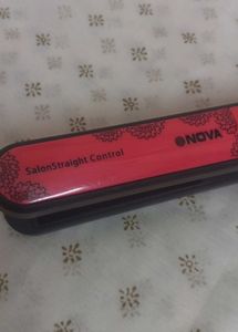 Nova SalonStraight Control Hair Straightener