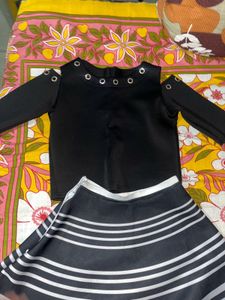Chic Black &amp; White Striped Dress