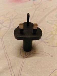 LG 5W adapter