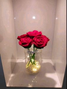 Pack of 6 red roses 🌹