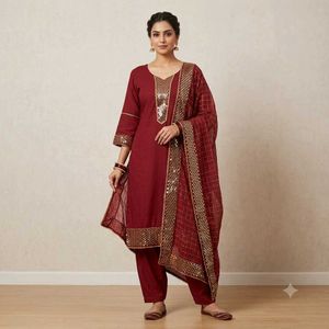 Elegant Maroon 🅰️Kurta Set with Sequins