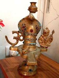 Vintage Shiva with precious stones..