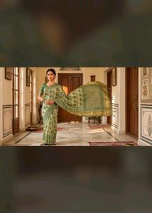 new tag green and pista sari with blouse pie