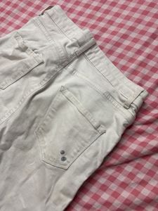 Light Wash Distressed Skinny Jeans