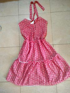 Bundle of summer Dresses 🥤🍒🥵🍧🍨🐚