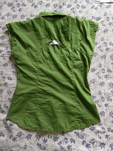 y2k fitted Button-Up Shirt