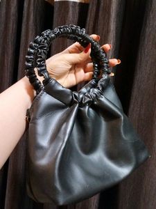Black Leather Purse....I Have Buy It But Never Used It Is Store Is My Wardrobe So I m Selly